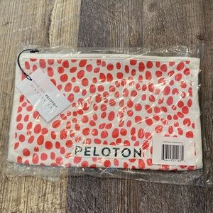 Peloton Kassatex Dopp bag